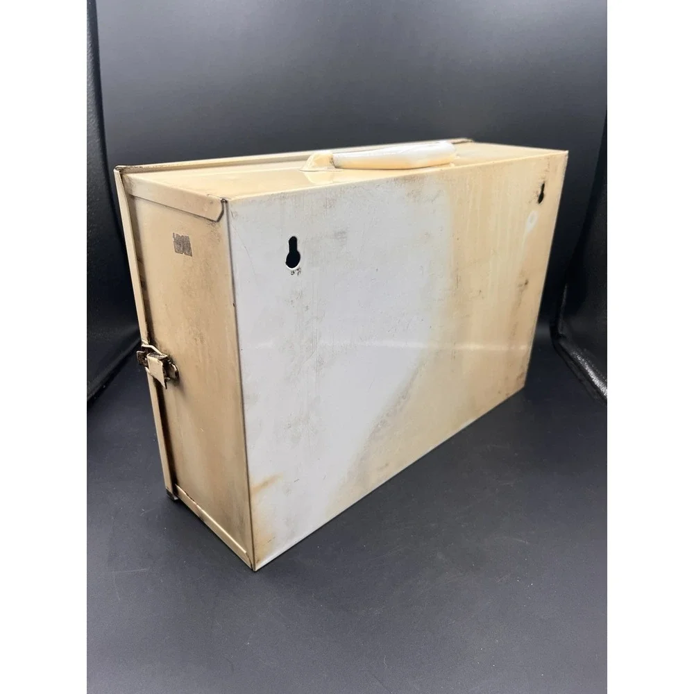 Vintage Emergency Burn Station First‎ Aid Steel Box Only Empty No Supplies